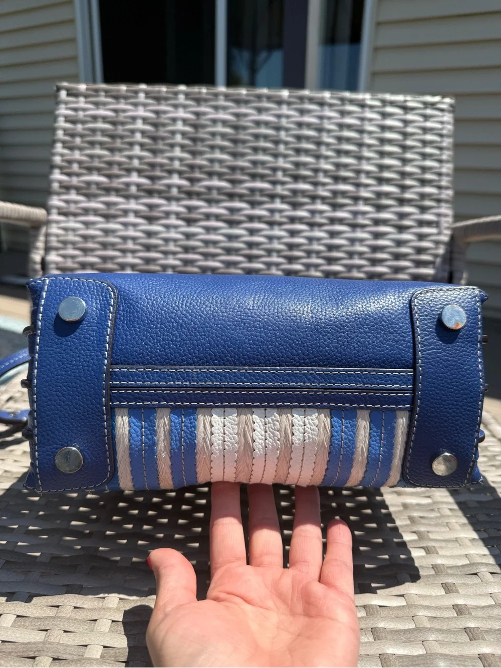 Michael Kors Mercer Medium Accordion Striped Tote Bag📝 - Picture 6 of 9